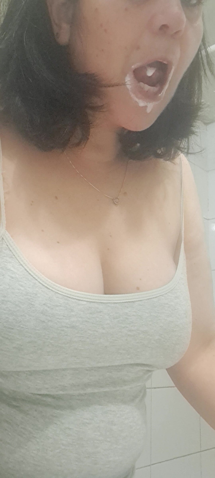 Mommy big hairy pussy: Pasta In Bocca