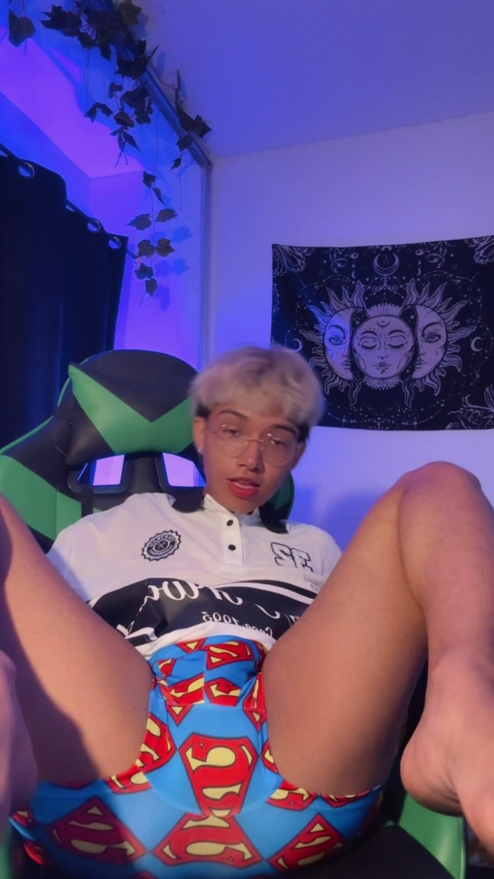 Alejoalejo jejeje: Heißer lateinischer Twink