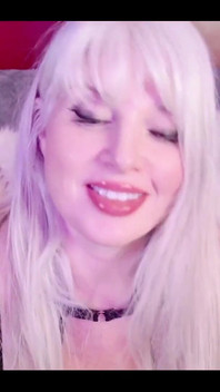 A Very Dommy Audio Check!