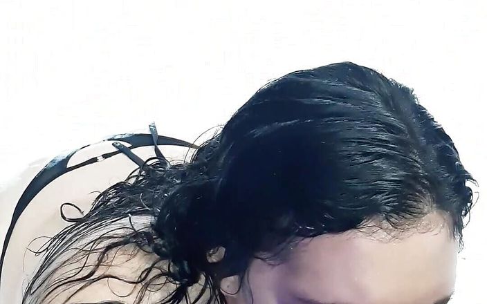 Sex_temptationX: Clueless stepsister is invited to hot tub after party gets...