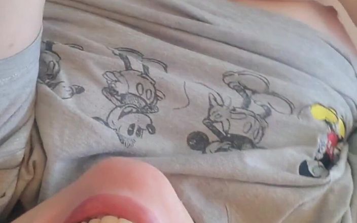 KinkyKatie: Czy łatwo się rozpraszasz? Wiem, że nie! Zwłaszcza, gdy wysyłasz mi zdjęcia!