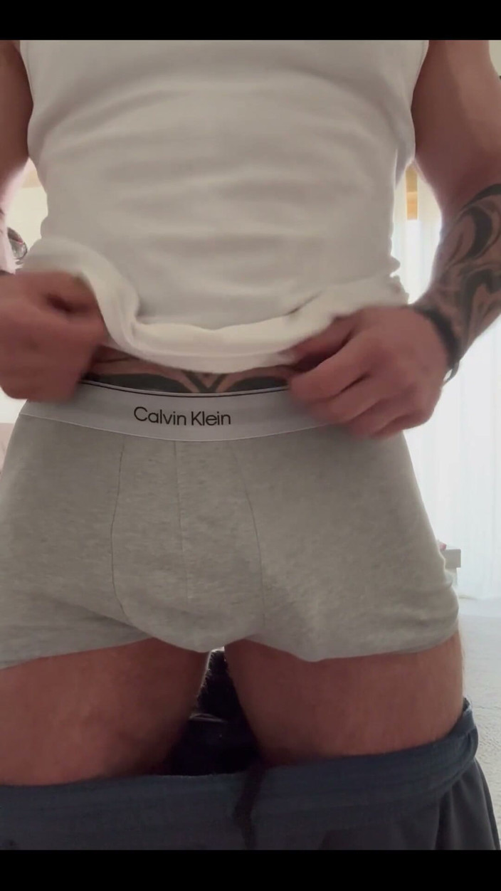 Nero Jack Hummer: Sweat balls, After workout…