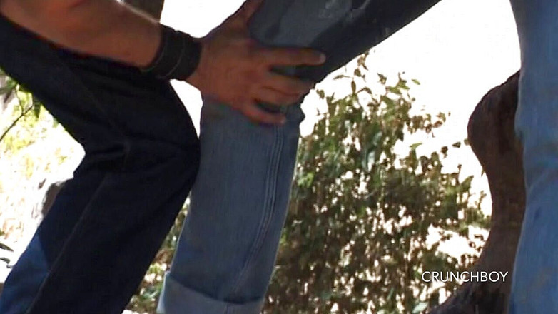 HARD PORN STUDIO: Sessione di fist con umiliazione della piscio