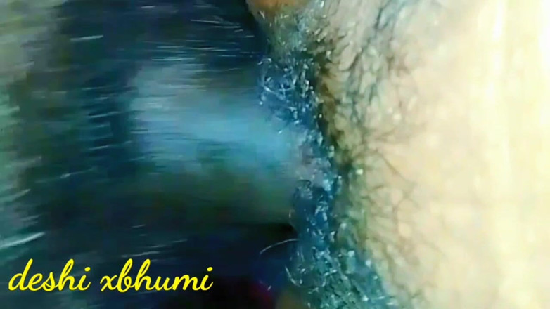 Deshi xbhumi patel: 德西哥被布林加尔插入她的阴户