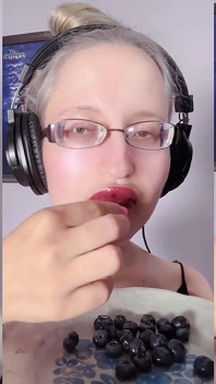 Asmr blauwe bessen eten - Asmr, bril, reuzes
