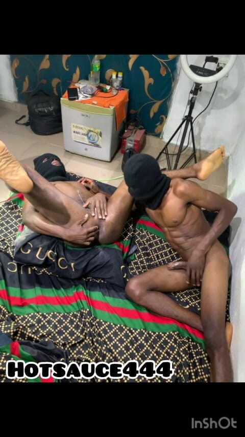 Hotsauce451: मालिश से लेकर सुखद अंत तक
