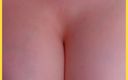 Wifey Does: इस लेस ब्रा में पत्नी के बड़े स्तन