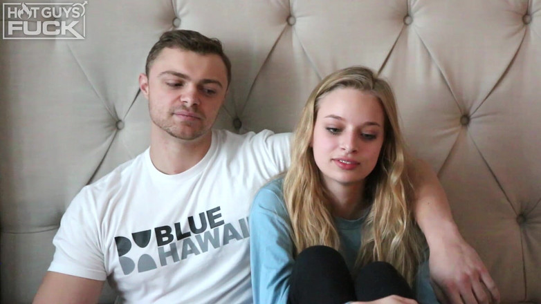 Hot Guys Fuck: No podía dejar de sonreír después de follar coño rubio