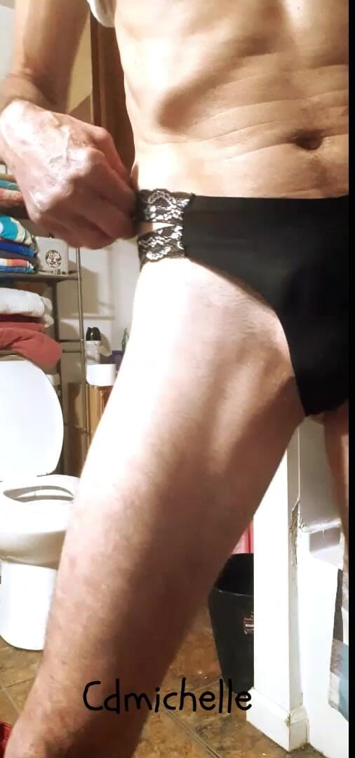 Cd Michelle lingerie: Cdmichelle носить чорні трусики