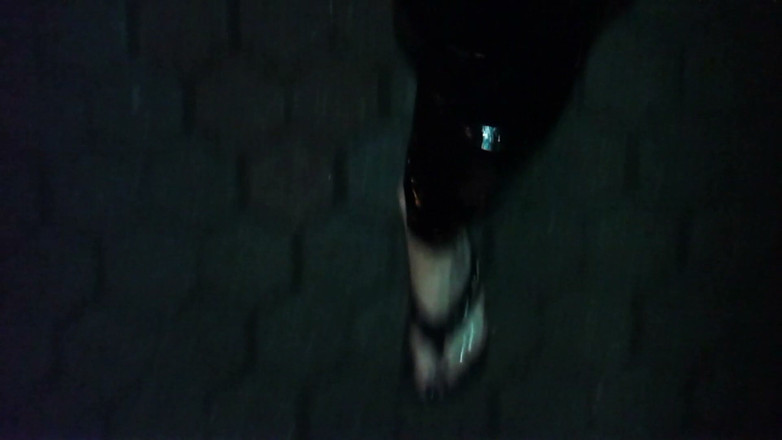 Heelex: Extreme Flip Flops and Sexy Feet with Toe Rings