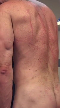 Masturbador crônica D. busca terapia doente e retorcida de Aiden Starr