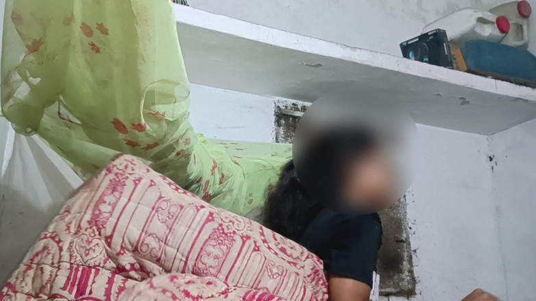SanskariGirl1: 힌디어 오디오 여친이 새 휴대폰을 축하해 대물에 따먹히다