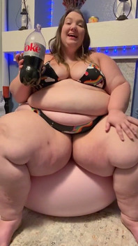 SSBBW Burping in Bikini
