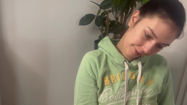 Coquette: Coquette a Brad – práce nohou, hluboká a obličejová operace