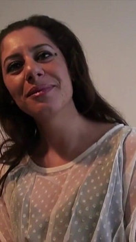 Nadia La Beurette În Trio