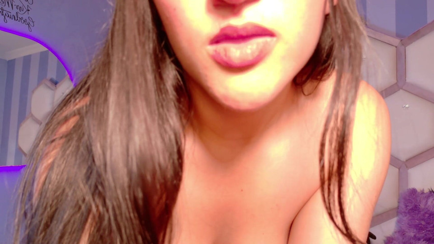 Sexy White (Yvi_taylor) Sexy White (Yvi_taylor)