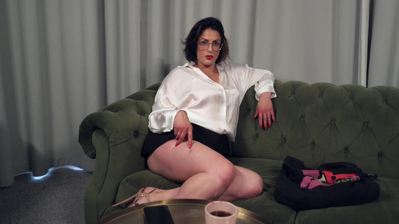 Countess diamond: Kaffe med grevinnan - offentlig dominans