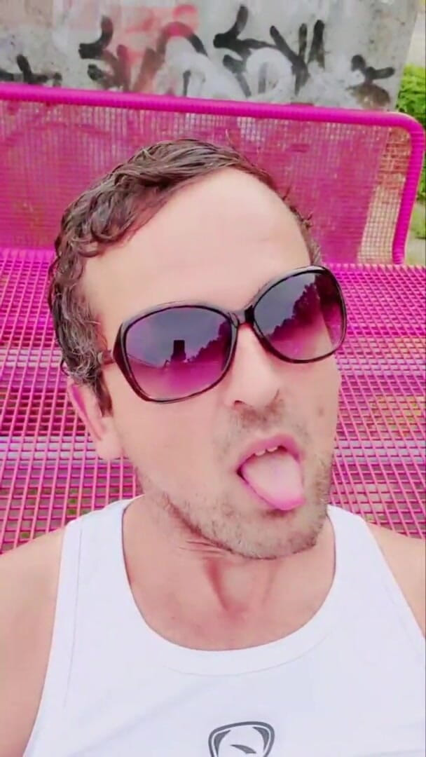 Slutboyben: Slutboyben Cam4 эксгибиционист на шоссе