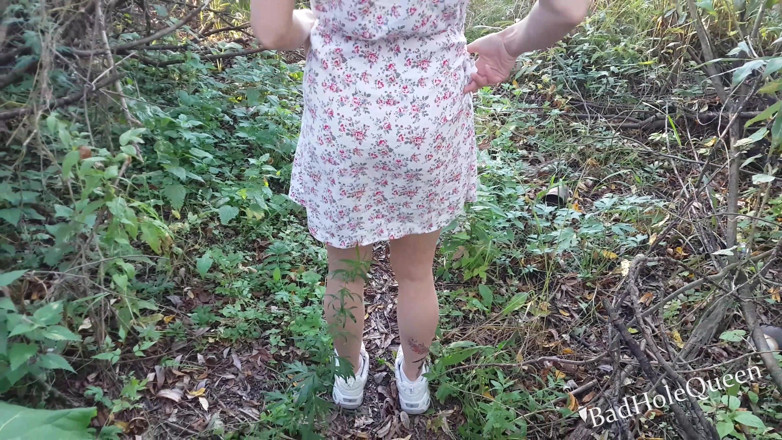 BadAnalQueen: Siamo venuti in giardino per le verdure e abbiamo deciso...
