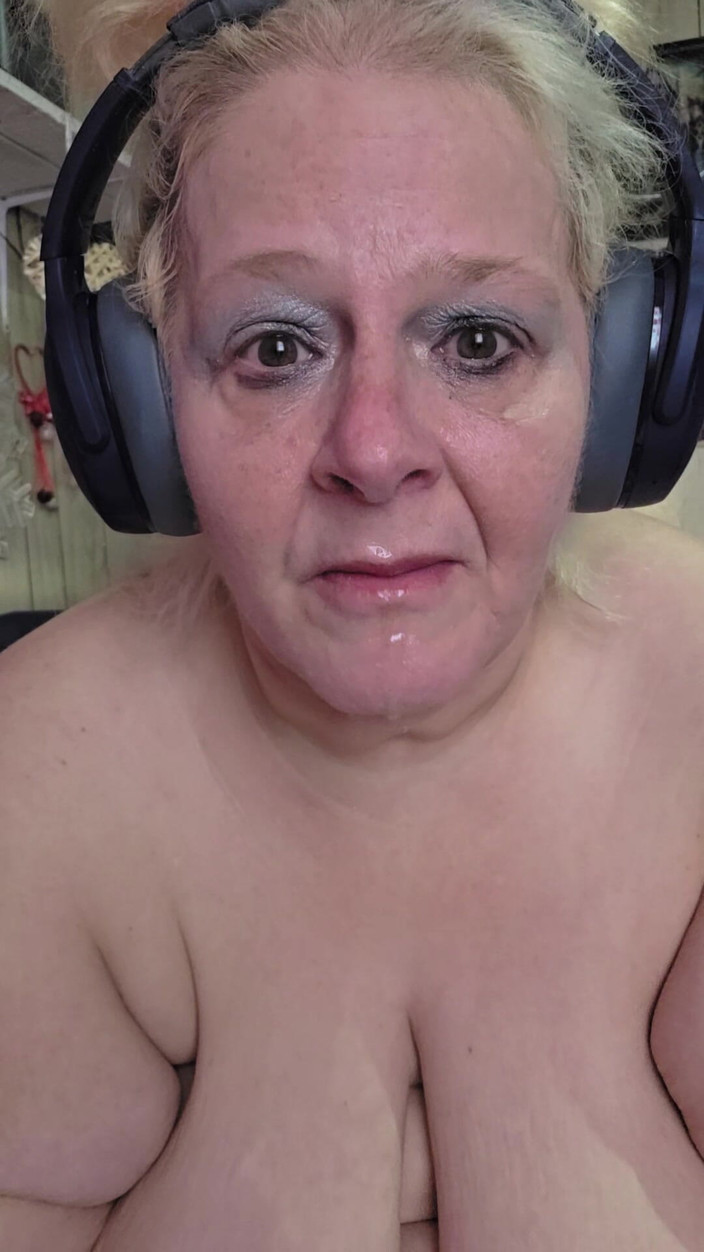 HerculesnVENUS: Paip besar disedak dalam mulut pelacur ini hag