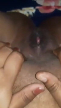 Deshi macecha ukazuje svou velkou phussy se svým mladým nevlastním synem