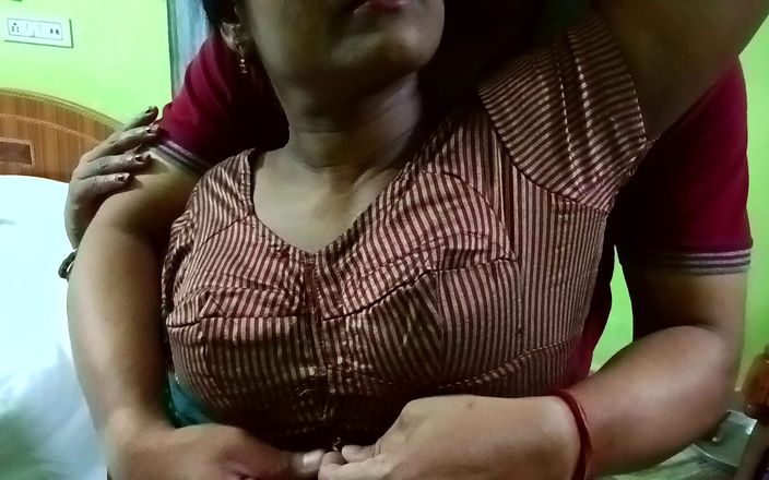 Popmini: Professoressa carina del college con studentessa