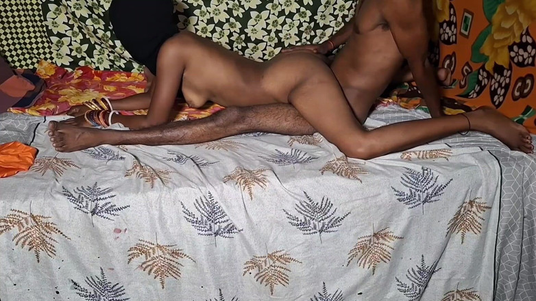 Desi step mom: Desi indická manželka tvrdě šuká Desi ženy nejlepší pozice sex video v...