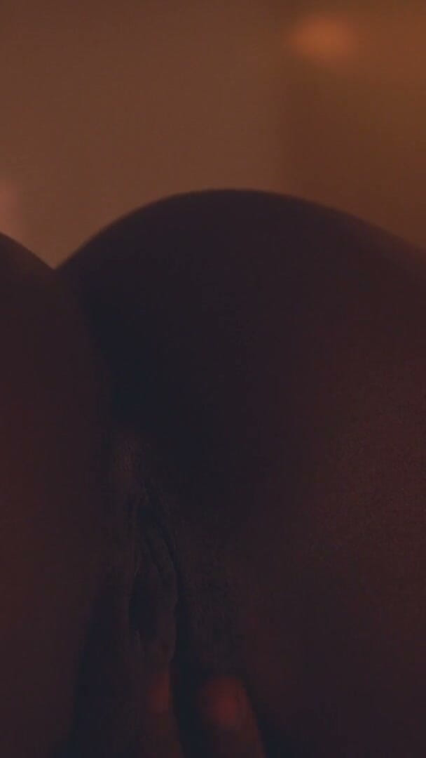 NovaXStudios: Novaxstudios - Grwm University Babe V33_reign Gives You Ass Worship.