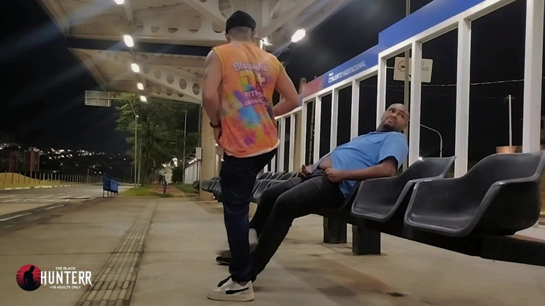 TheBlacKHunterr: Pemandu Bas Mengambil Penumpang Di Hentian Video 2