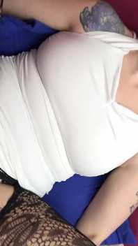 Logan Creampies nadrženou MILF Jess B
