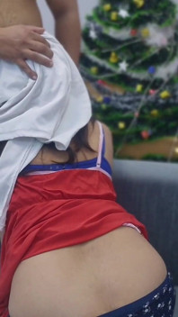 Alisha chce přítele a ošukaná svým nevlastním bratrem