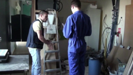 Crunch Boy: Листоноша відтрахав b ya top twink worker