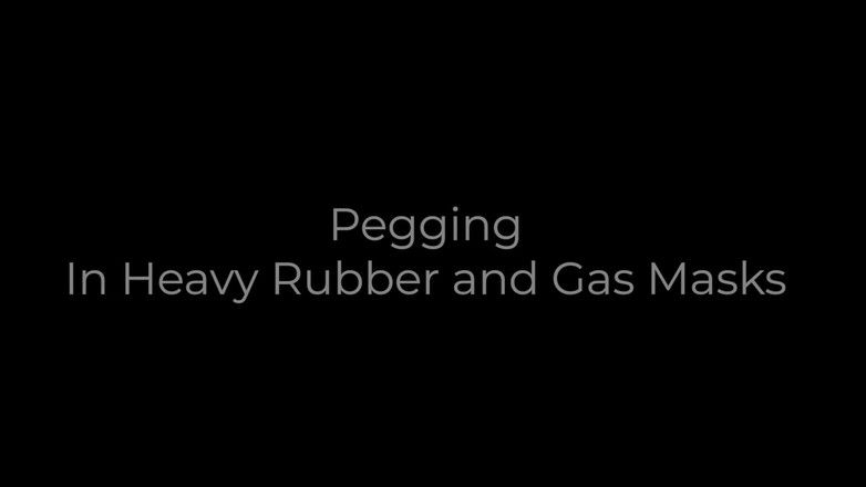 Lady Valeska: 厚手のゴムマスクと防毒マスクのペッグ