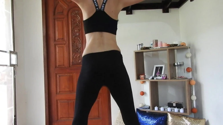 MissAnja_FH: Stinky Socks and Ultra Sweaty Sports Bra