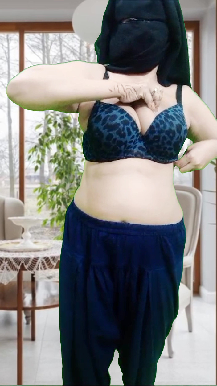 TestyFoundation: 阿拉伯高潮头巾 - 热辣甜美的手指滴水的阴户德西性感的黎巴嫩头巾女孩德西性感地展示大胸部