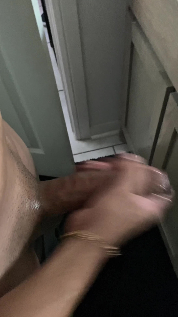 Texas-Toxicos: Latino branle sa grosse bite non circoncise