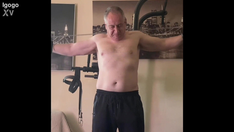 Alex Igogo: Solo Starý