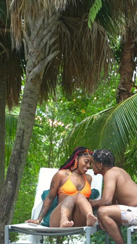 Poolside Quickie: Honeydippedc