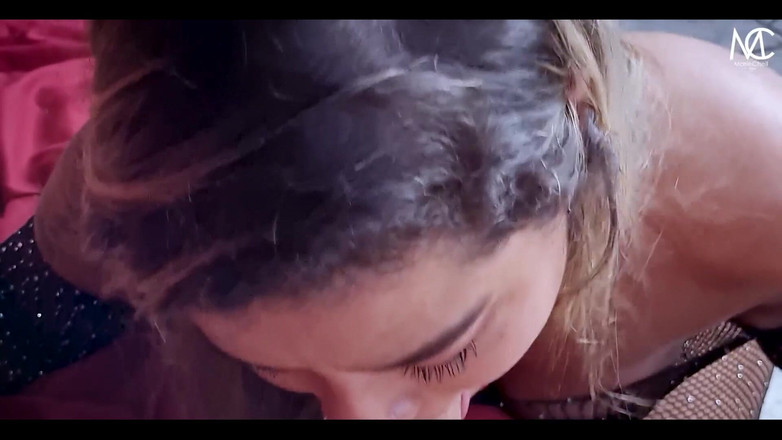 MarieChell: 흑형 대물 과 섹스하는 흑누나