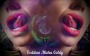 Goddess Misha Goldy: 나는 너의 새로운 아름다운 중독이다! 내 명령에 사정하고 내 게 되라!