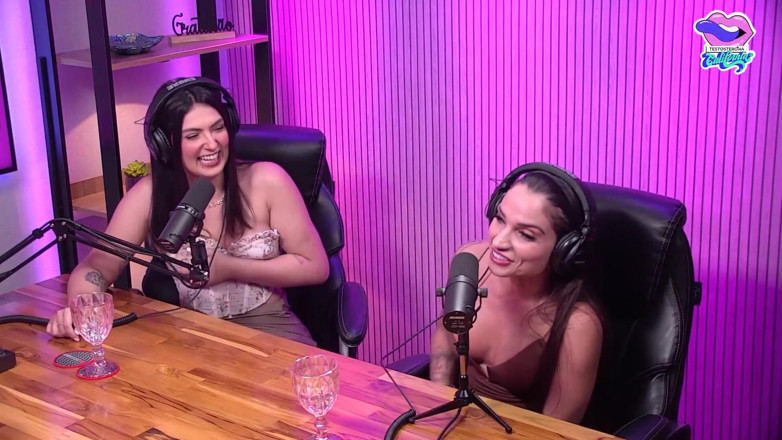California TV: Bella Donnona E Le Sue Amiche in Una Puttana Parlano...