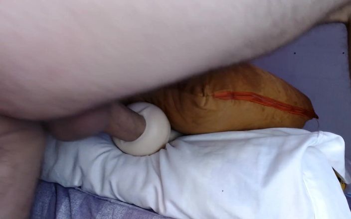 Charrterr: 내 섹스 토이를 존나게 따먹어