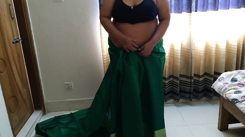 Aria Mia: Debar Jab Patni 욕실 Pas Gea에게 따먹히는 핫한 바비