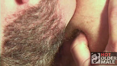 Pantheon men: Bear Oasis Dan et Jeff