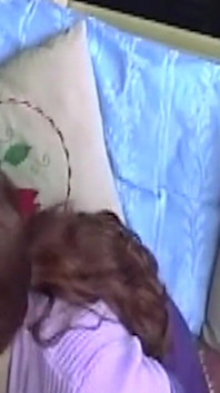 První orální sex osmnáctileté brunetky