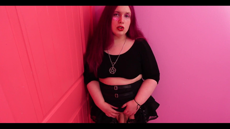 PinkyLikes2Play: I've Been Cumming so Much Lately