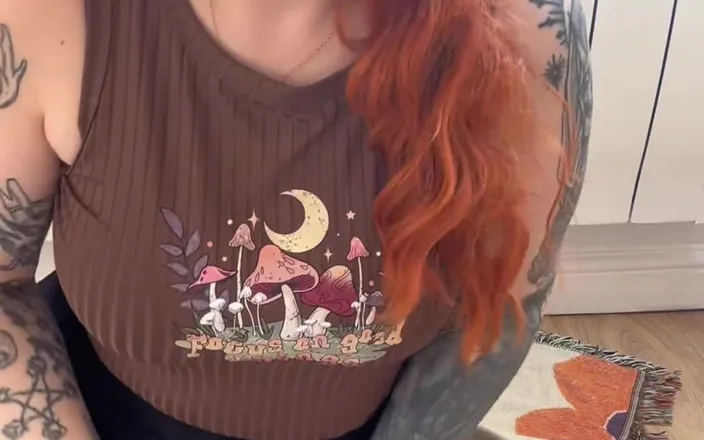 Bigtiddygoth: Come and Worship My Hairy Pits Like a Good Boy