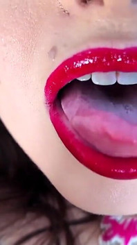 Cheating with Secretary's Red Lips