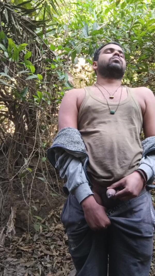 IsmaatDeva: Horny Forest Peeing