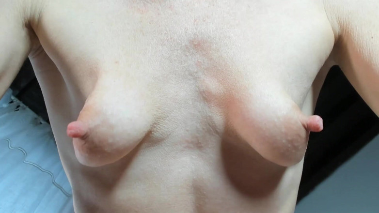 Lolacam: Tight Ass and Small Tits